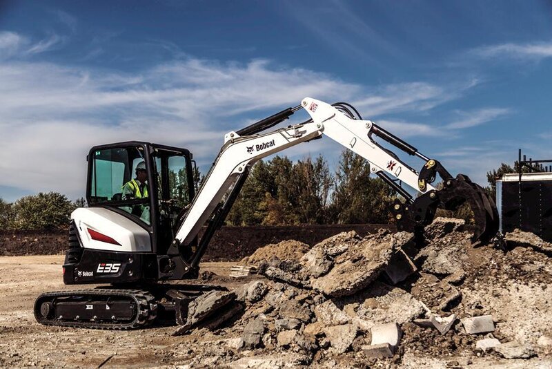 Sapaturi si picon miniexcavator Bucuresti-Ilfov