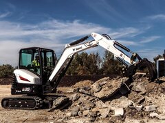 Sapaturi si picon miniexcavator Bucuresti-Ilfov