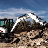 Sapaturi si picon miniexcavator Bucuresti-Ilfov